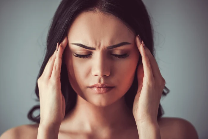 Glavoboli na templjih lahko skrivajo več stanj FOTO Shutterstock