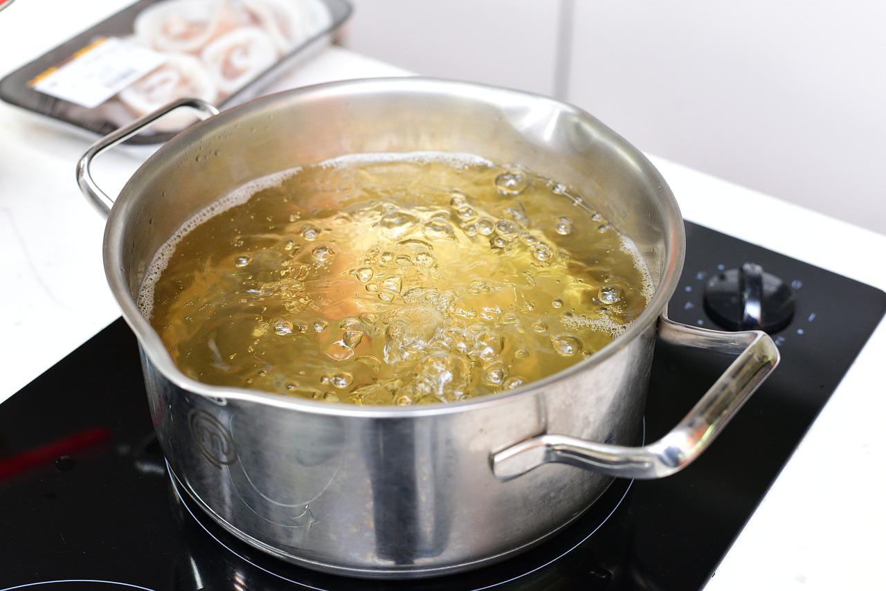 Kdaj dodati zelenjavo v juho? Zraven mesa ali kasneje? Nikoli ne naredi te napake
