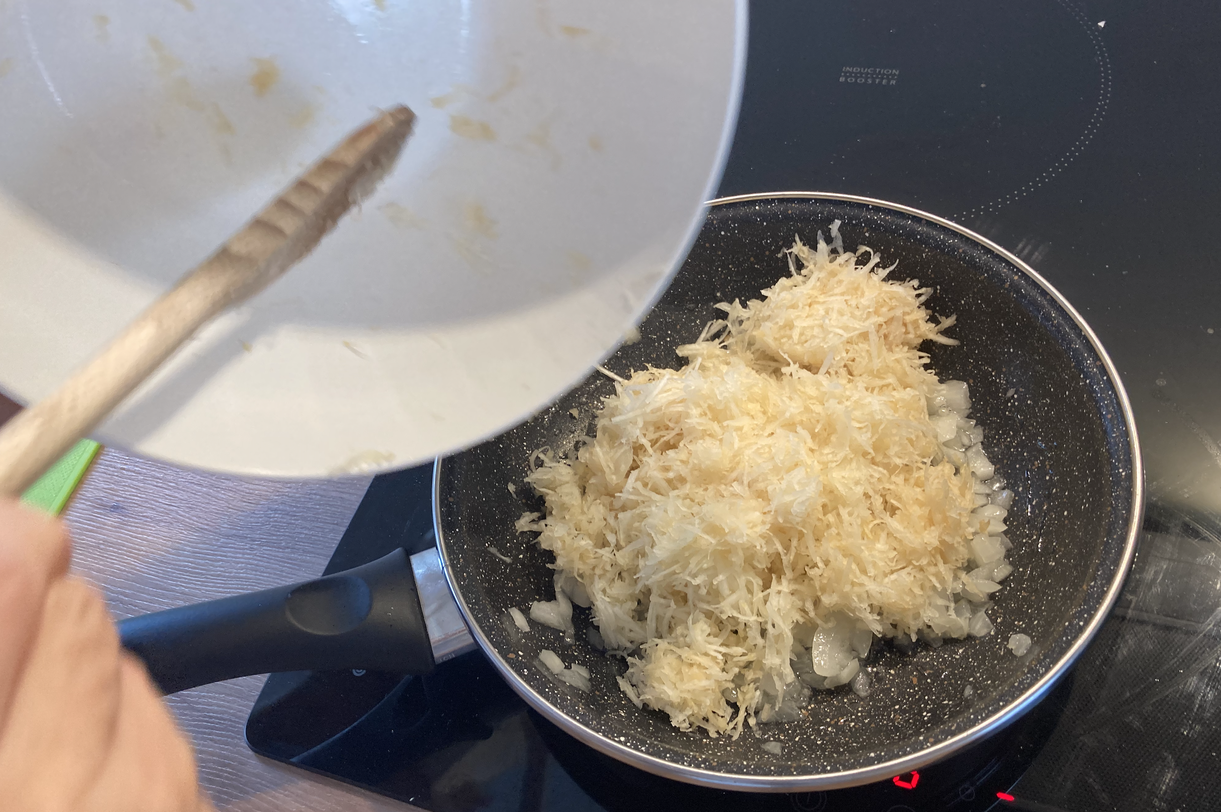 Samo zelena, curry v prahu in 1 strok česna: Škoda, da tega recepta nisem poznala že prej – POCENI in okusna večerja za vso družino!